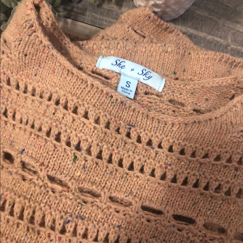 Sweater - Picture 3 of 4